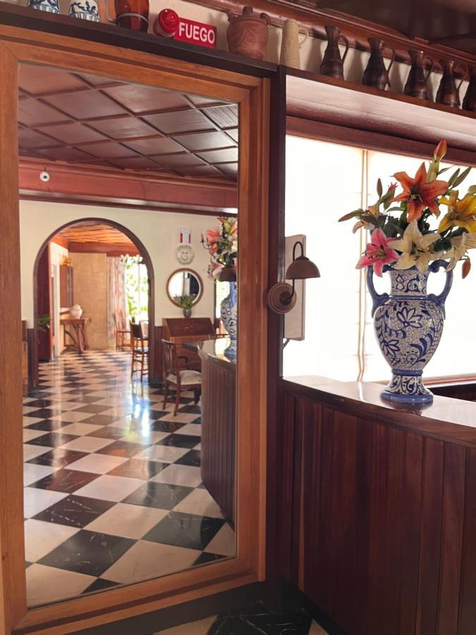 Hostal Cas Bombu Cala Ratjada  Extérieur photo