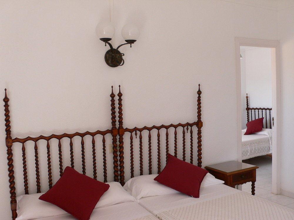Hostal Cas Bombu Cala Ratjada  Extérieur photo