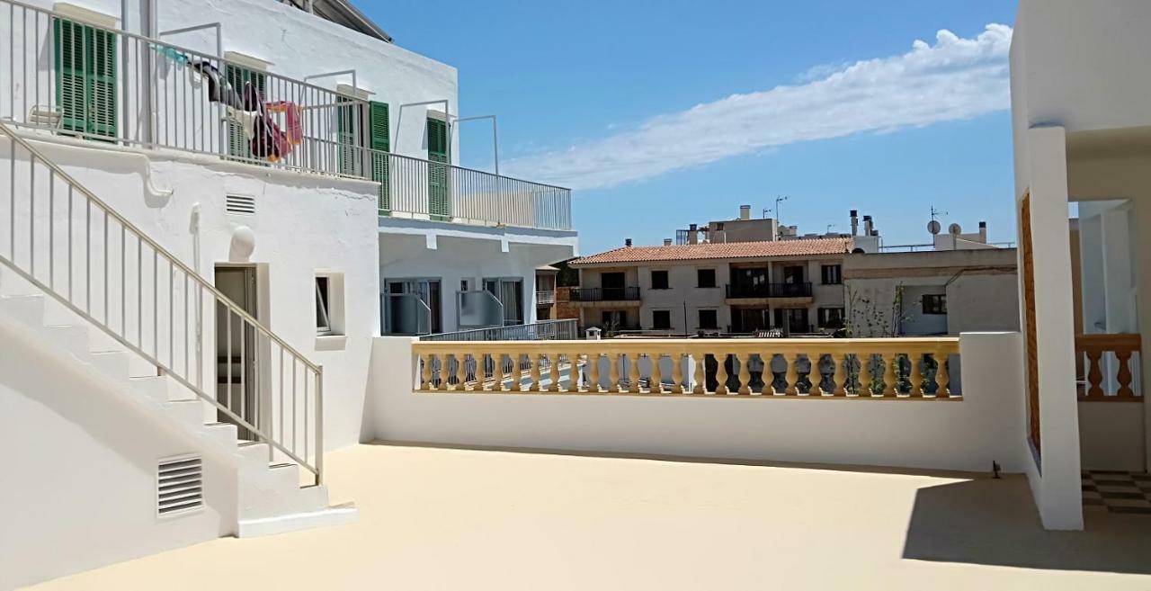 Hostal Cas Bombu Cala Ratjada  Extérieur photo