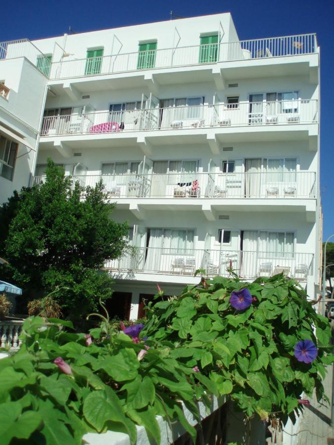 Hostal Cas Bombu Cala Ratjada  Extérieur photo